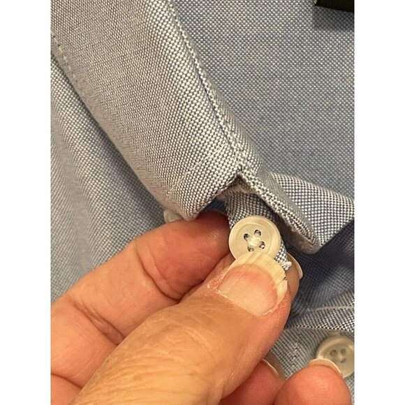 Bill Blass Studio Mens XLT Light Blue Button-Up Shirt With Comfort‎ Flex Collar - Picture 2 of 11
